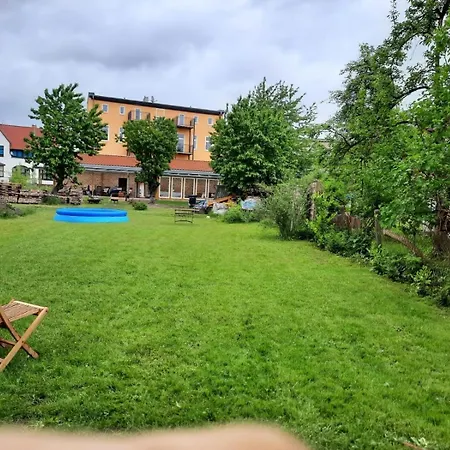 Alt-berliner Schwanenhof Og Links Апартаменты Лихен