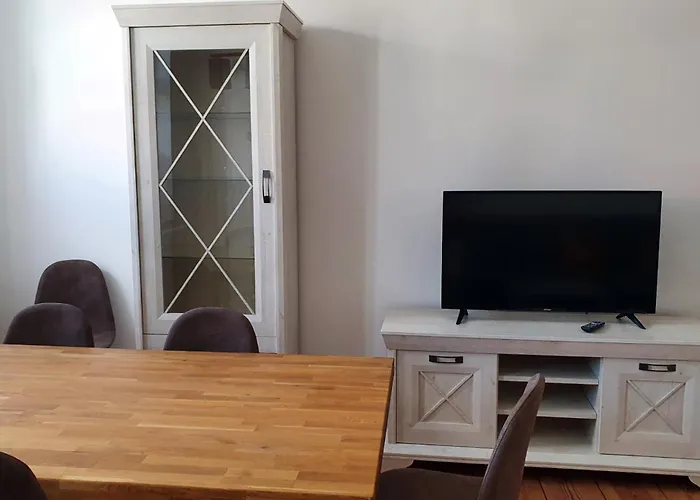 Alt-berliner Schwanenhof Og Links *